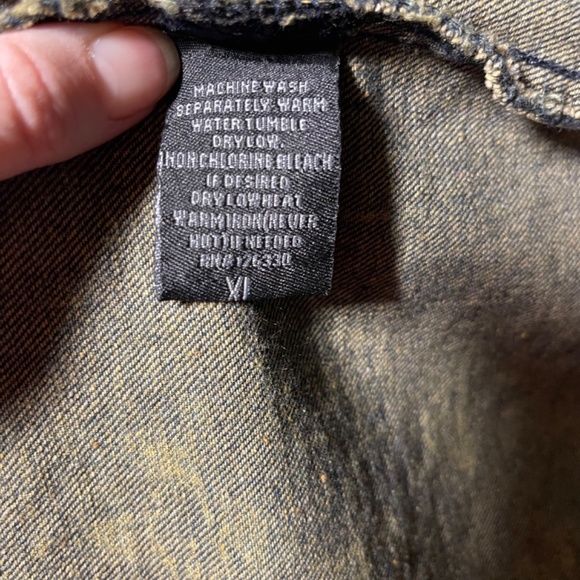 Thrill  Distress/Ripped Denim Long Sleeve Jacket. XL - Picture 5 of 8